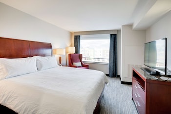 hilton garden inn milwaukee airport