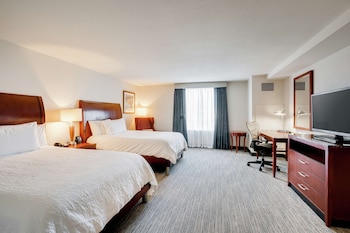 hilton garden inn milwaukee airport