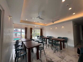 Ahlan Homestays,,2 star