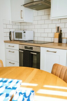 The Old Captains Lookout,,2 star