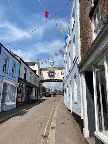 the old captains lookout