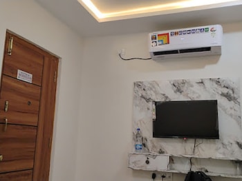 ssr ikon suites