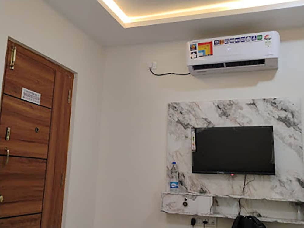 ssr ikon suites