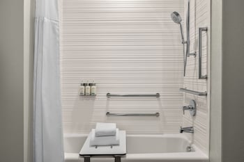 Avid Hotel El Paso East By Ihg,,2 star