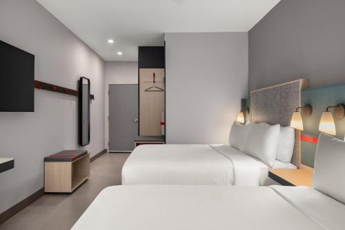 avid hotel el paso east by ihg
