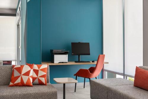 avid hotel el paso east by ihg