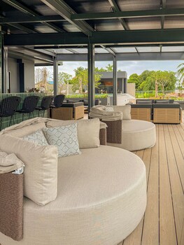 lepont riverfront resort nongkhai