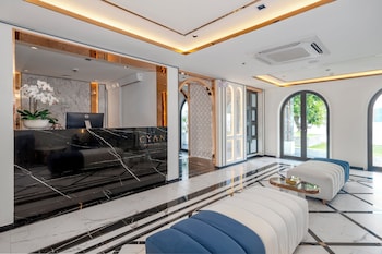 The Cyan At Patong Hotel,,3 star