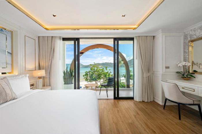 the cyan at patong hotel