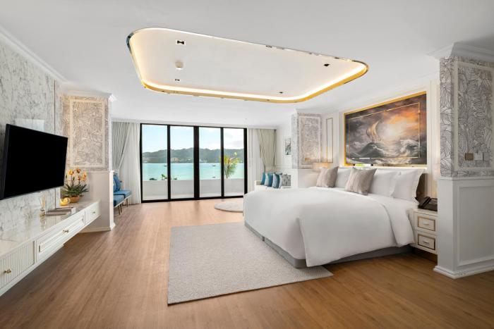 the cyan at patong hotel