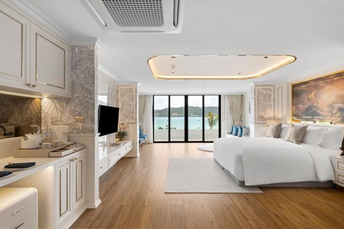 the cyan at patong hotel