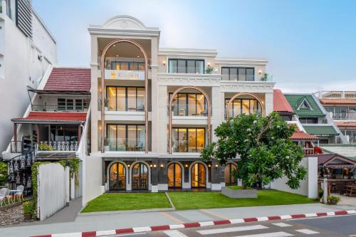 the cyan at patong hotel