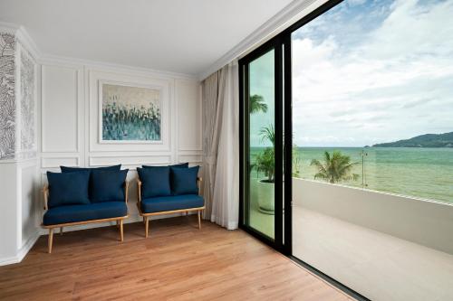 the cyan at patong hotel