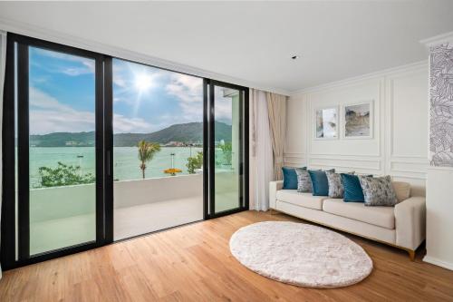 the cyan at patong hotel