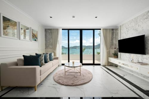 the cyan at patong hotel