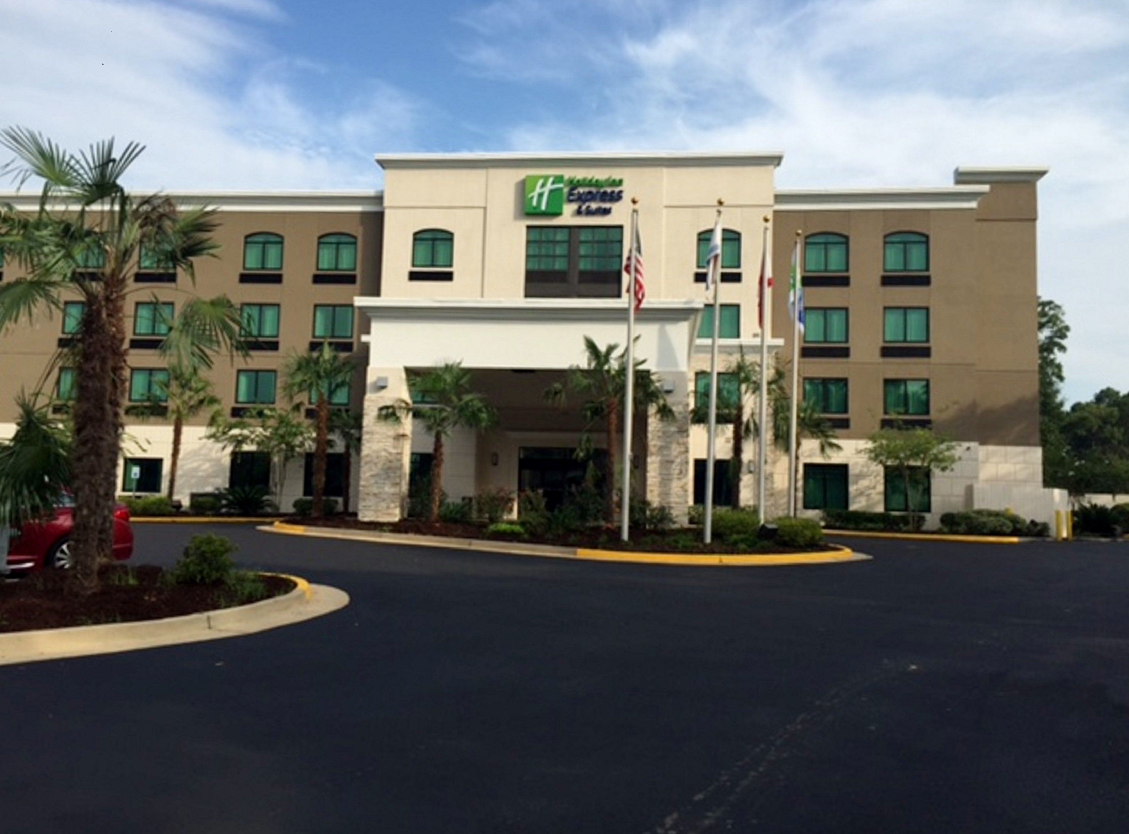 holiday inn express and suites mobile west i 10 by ihg