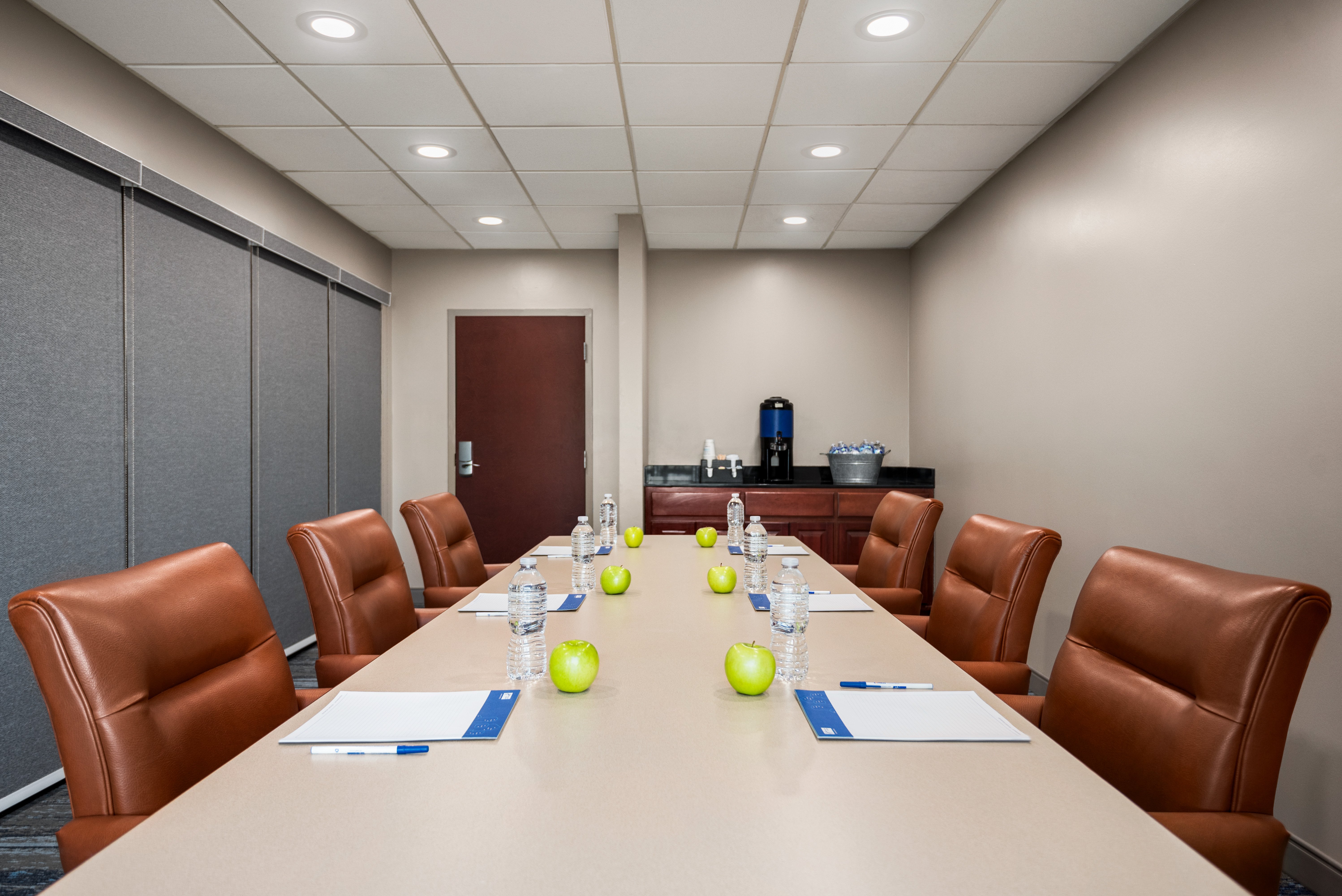 holiday inn express and suites mobile west i 10 by ihg