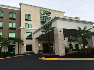 holiday inn express and suites mobile west i 10 by ihg