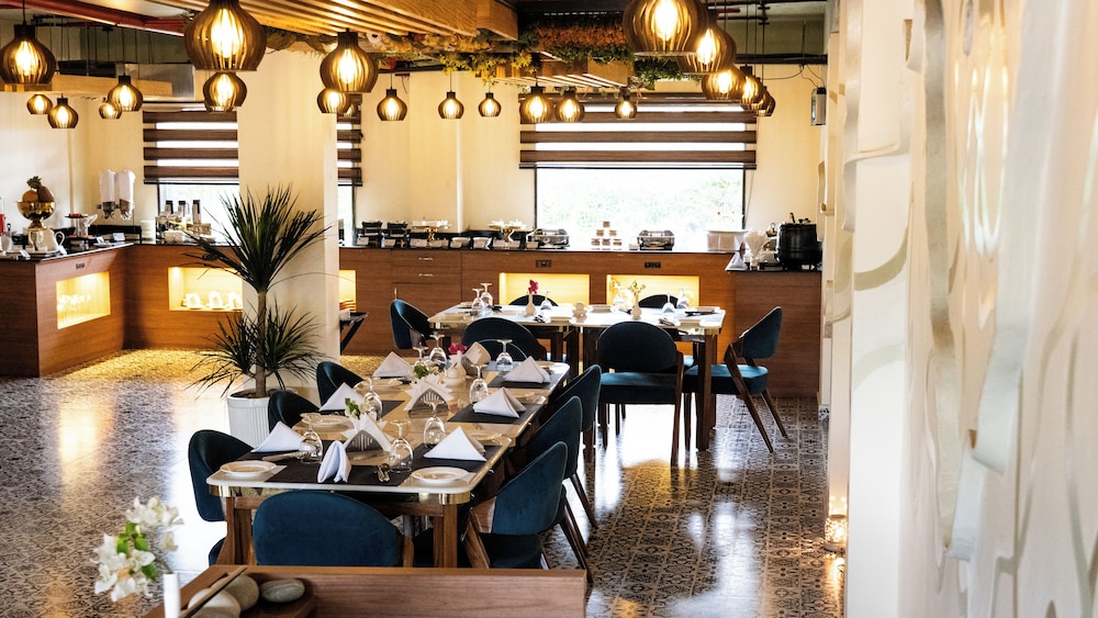 evaara by the ganges