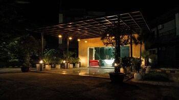 evaara by the ganges