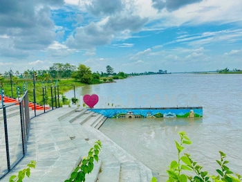 evaara by the ganges