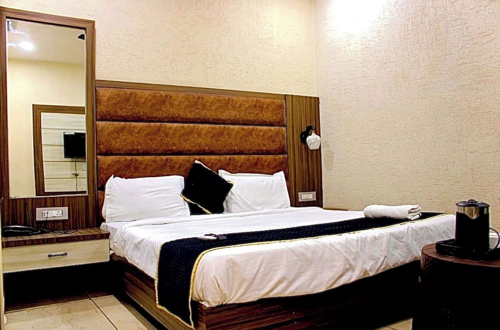 hotel blackwood by monga dreams