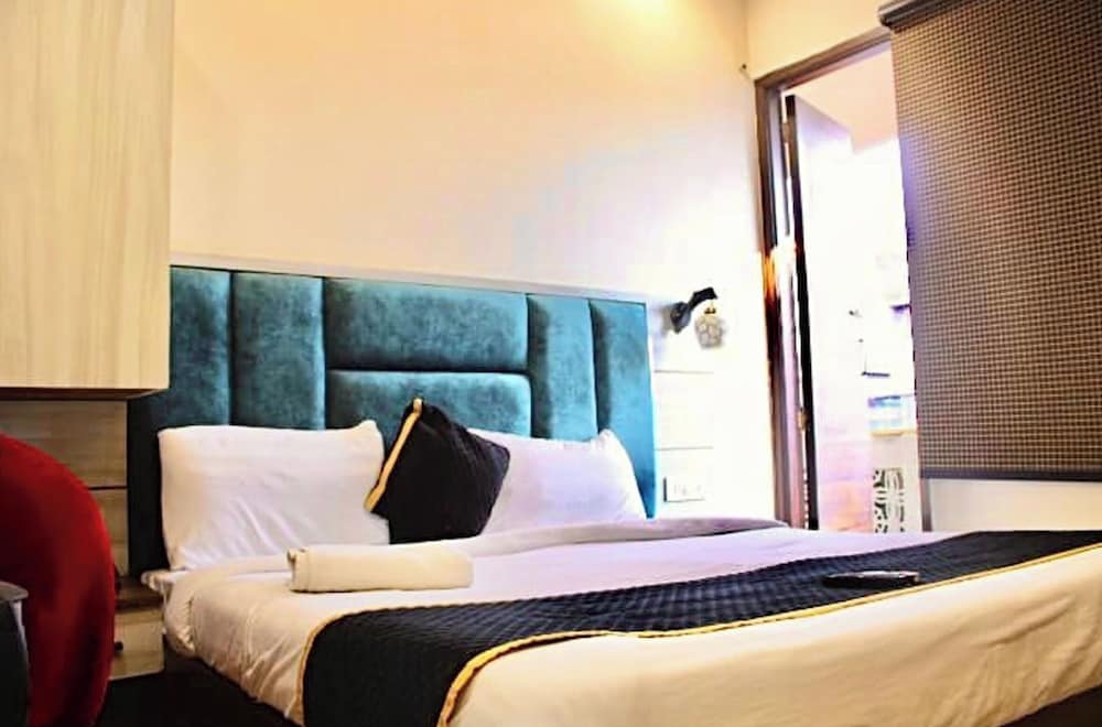 hotel blackwood by monga dreams