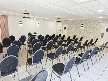 aparthotel terres de france rouen flaubert
