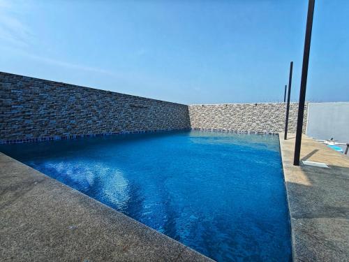 Pv Tower - Auro Beach,,3 star