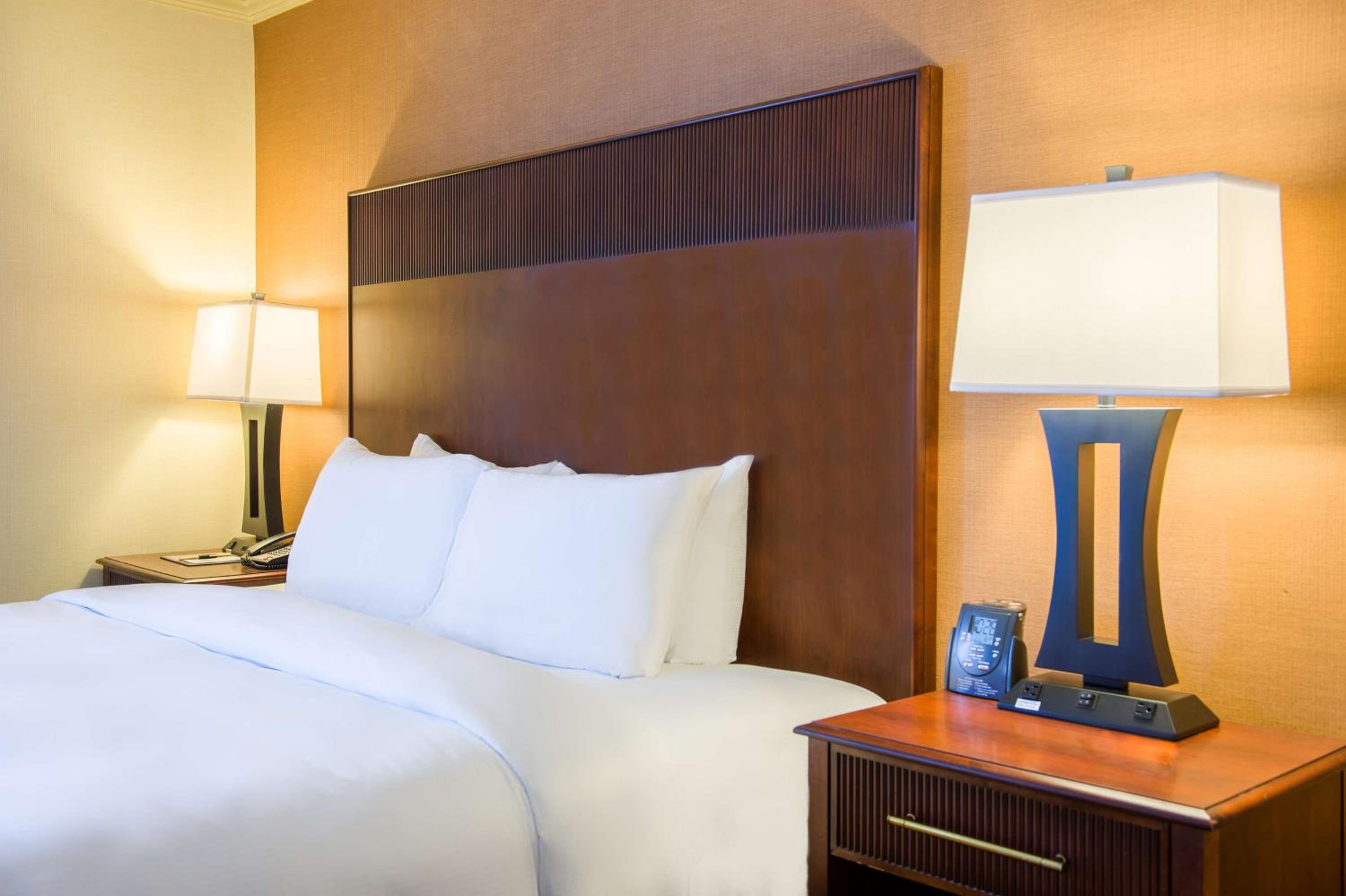 doubletree by hilton philadelphia airport