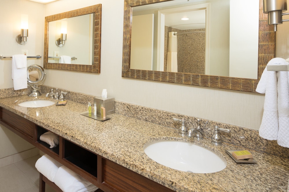 doubletree by hilton philadelphia airport