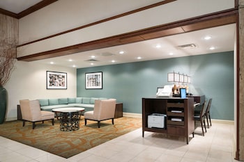 Doubletree By Hilton Philadelphia Airport,Lester>>Bensalem,4 star