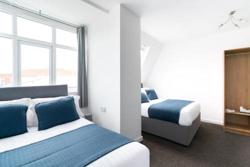 citysteps hotels newcastle west