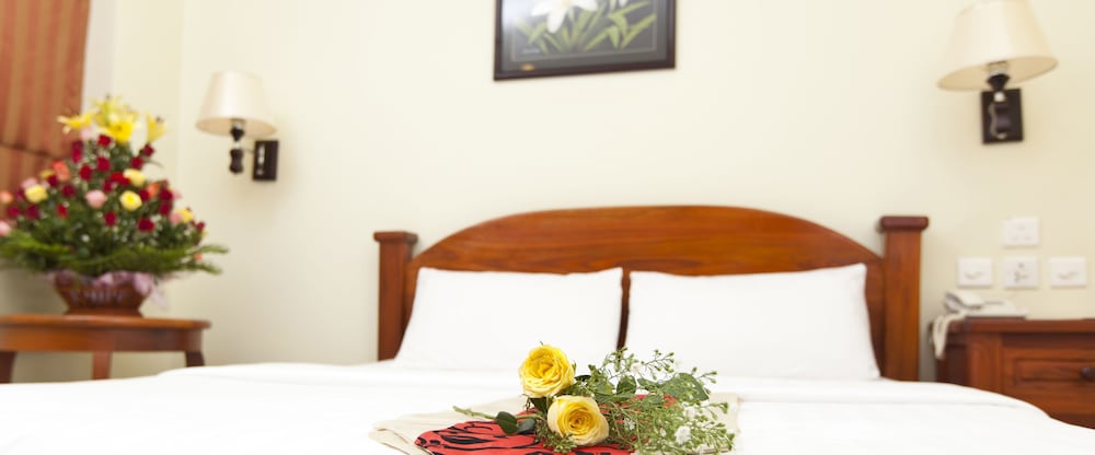 golden house international hotel