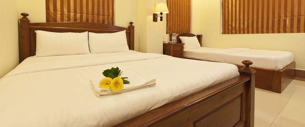 golden house international hotel