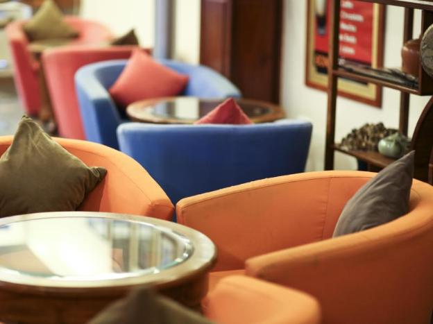 golden house international hotel