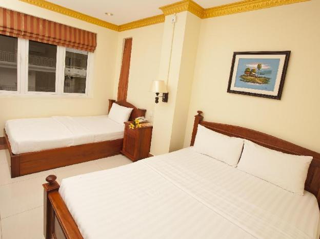 golden house international hotel