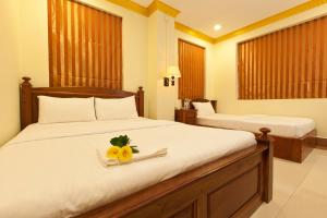 golden house international hotel