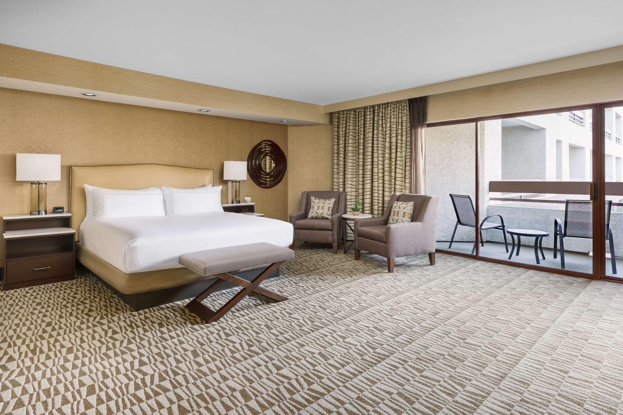 hilton phoenix airport