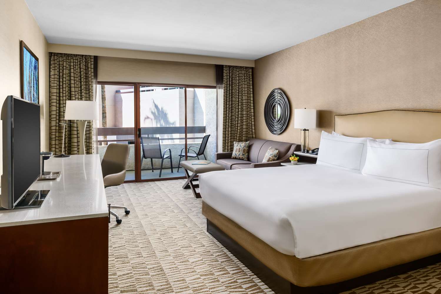 hilton phoenix airport