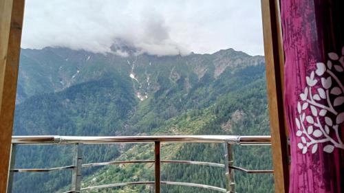 hotel chandrabhaga pangi valley