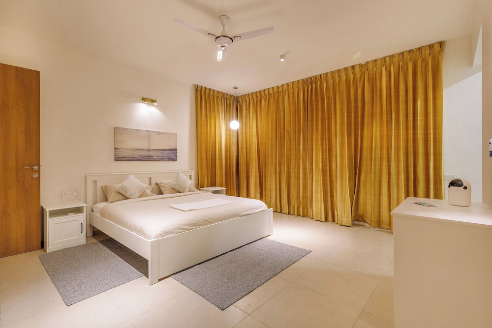 golf view home by stayjade