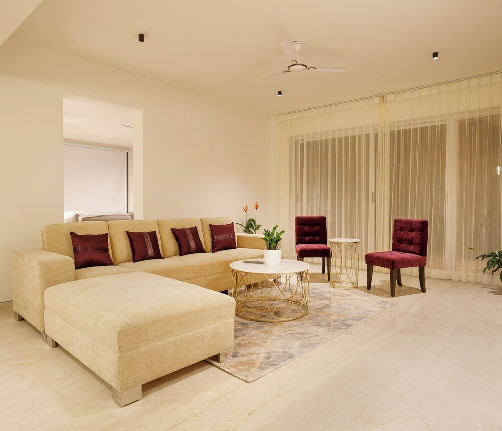 golf view home by stayjade