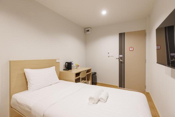 takka hotel bearing
