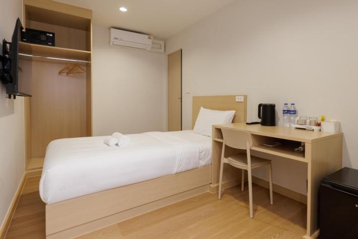 takka hotel bearing