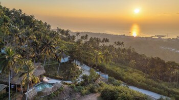 roomquest theva resort koh samui