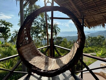 roomquest theva resort koh samui