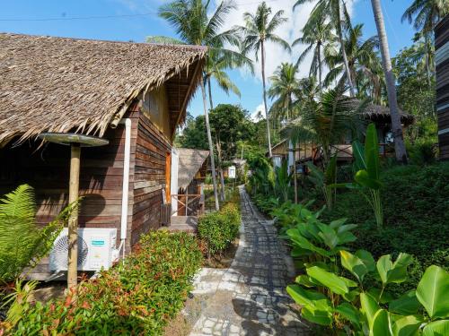 roomquest theva resort koh samui