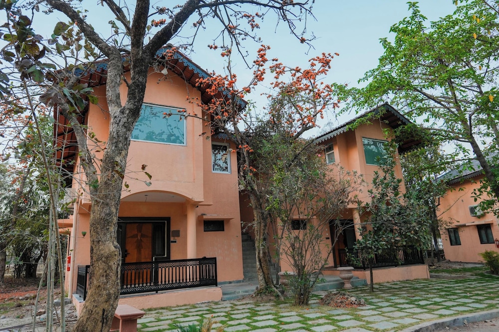 nidhivann wellness retreat resort pench