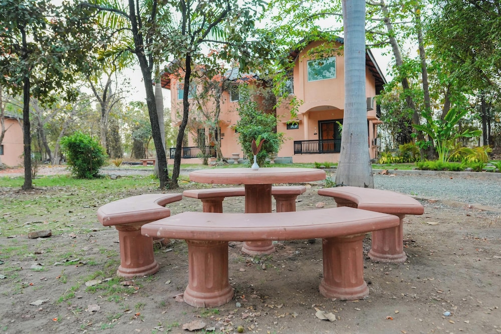 nidhivann wellness retreat resort pench
